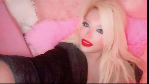 SexyAsianDolly