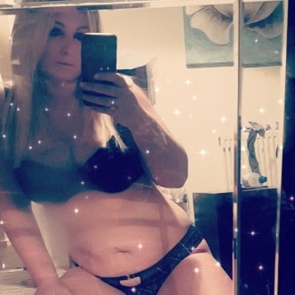 Taboo Louise webcam