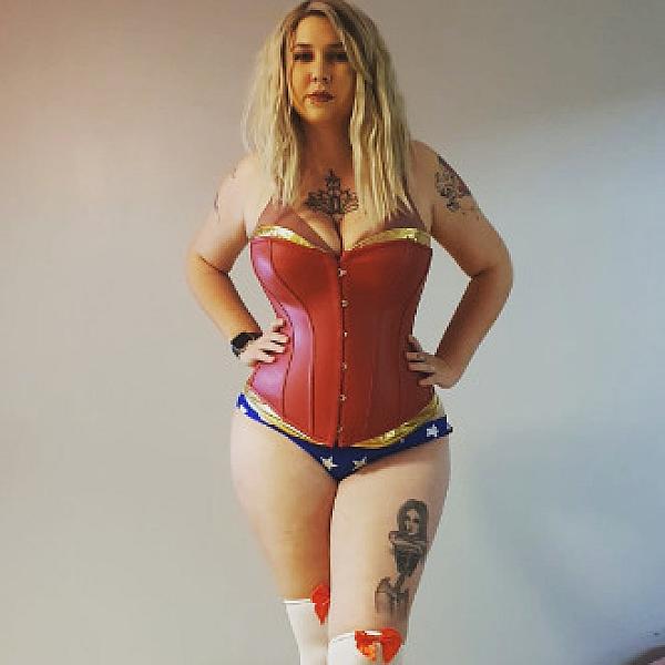 Naughty Violet webcam