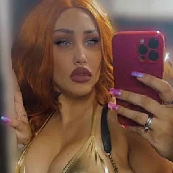 Ruby Tease webcam