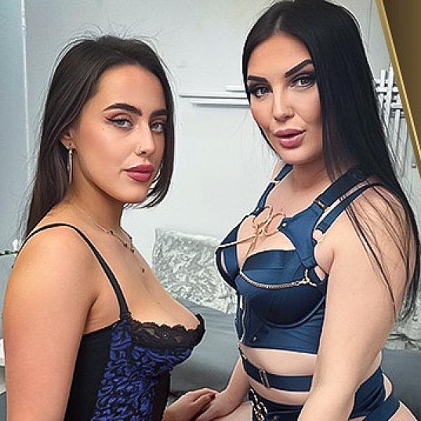 Valentina Boux & Valentina Vae webcam