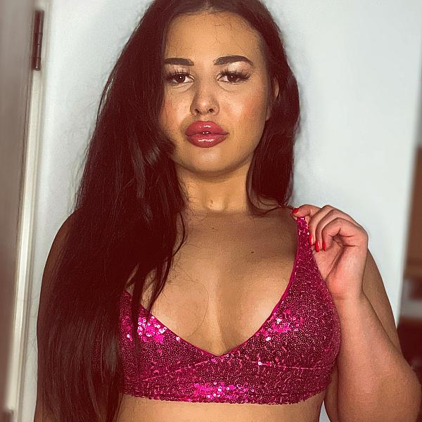 Gabriella Lilly webcam