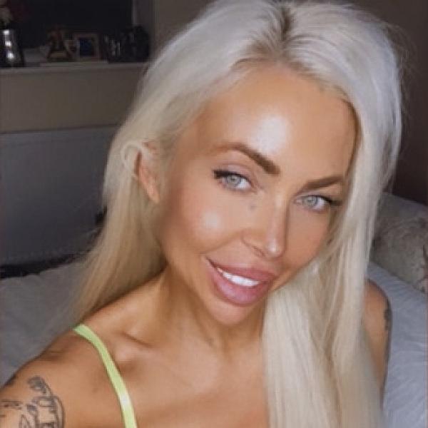Angel Leigh webcam