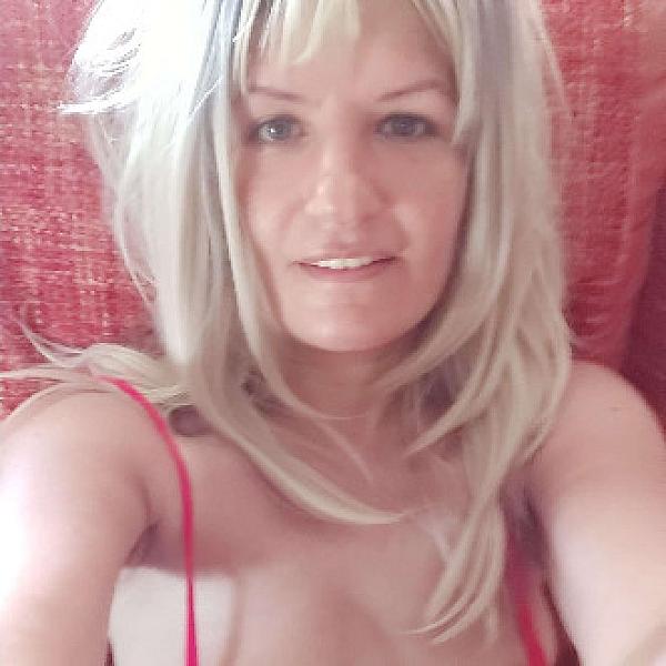 Lady Marryline webcam