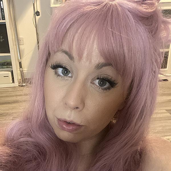 Lexi Louise webcam
