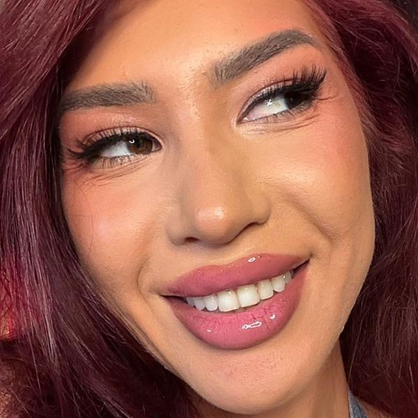 Chloe Lee profile picture