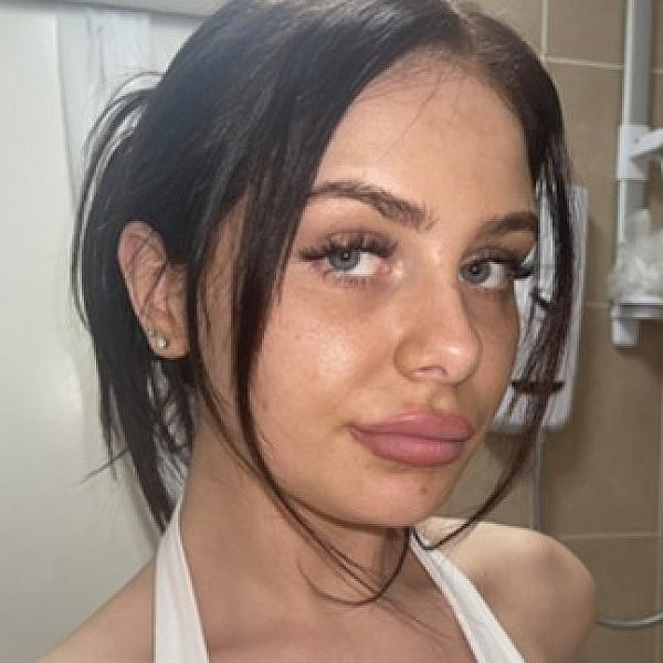 Rosie R webcam