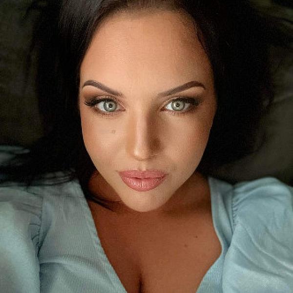 European Babe webcam