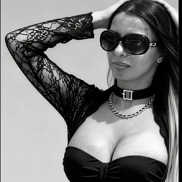 Julia Hayes profile picture