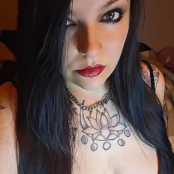 Gothiccbxby webcam