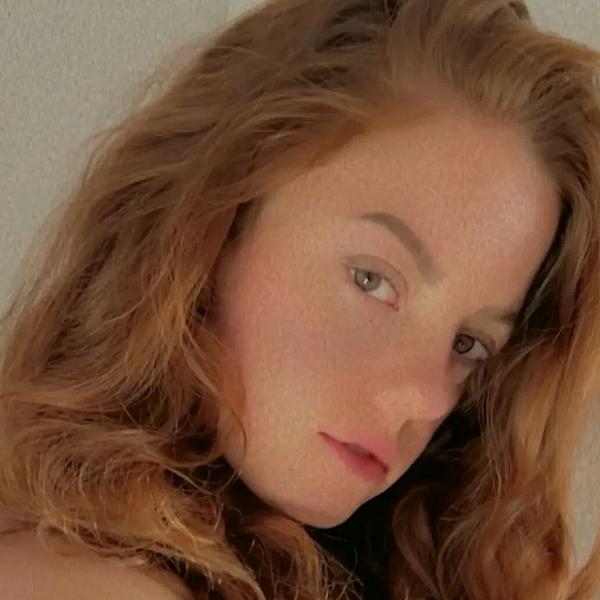 Ginger Flame webcam