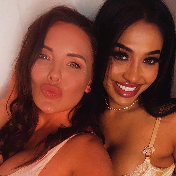 Abby B & Sophie H webcam