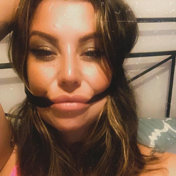 Antonia Stokes webcam