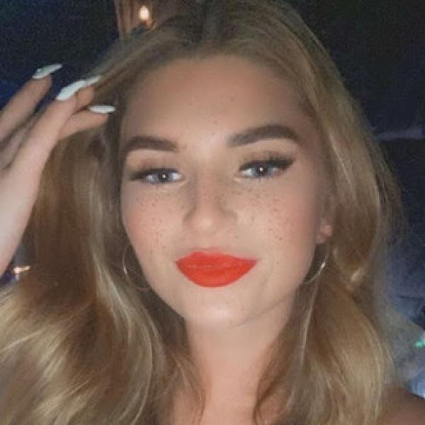 Taya Rose webcam
