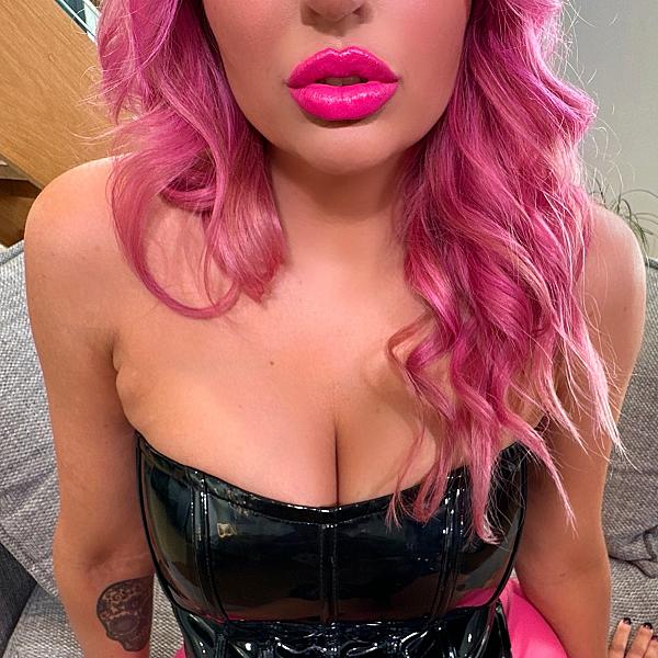 Jessie Lou Jaxxxon webcam