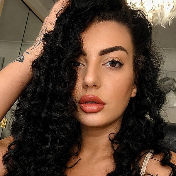 Mia Rosea