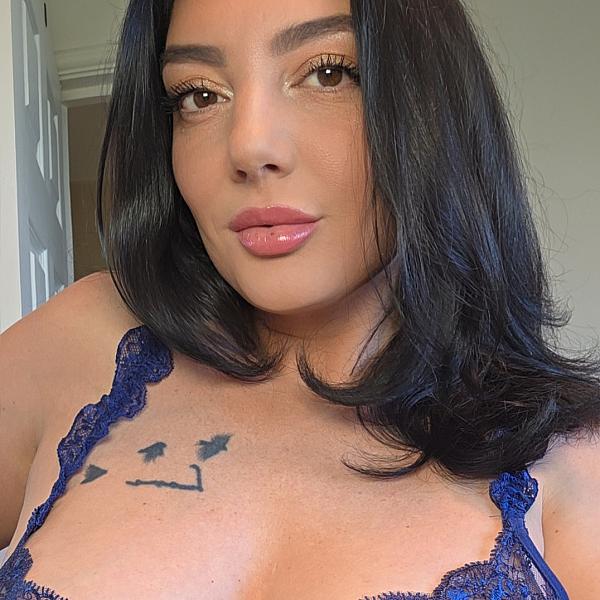 Mia Rosea webcam