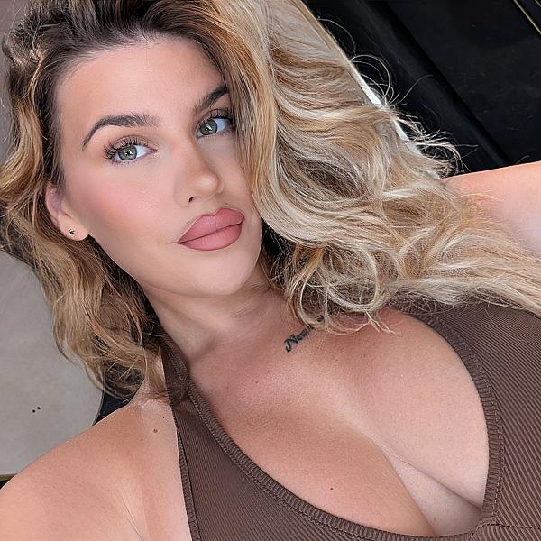 Jessica Louu webcam
