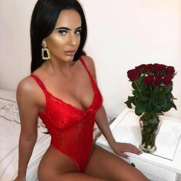 Mya Hot webcam