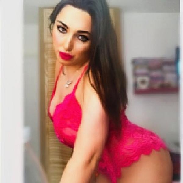 Victoria Page webcam