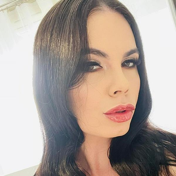 Jessica Jolie