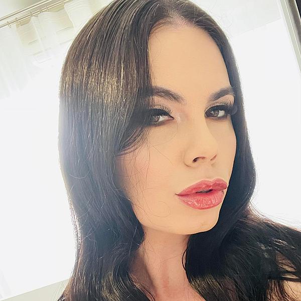 Jessica Jolie webcam