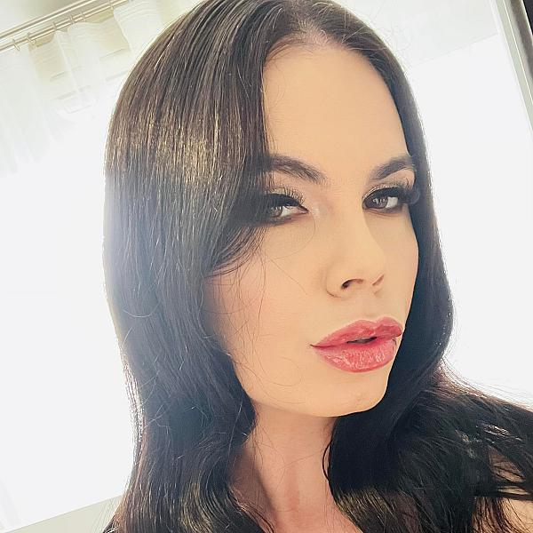 Jessica Jolie webcam