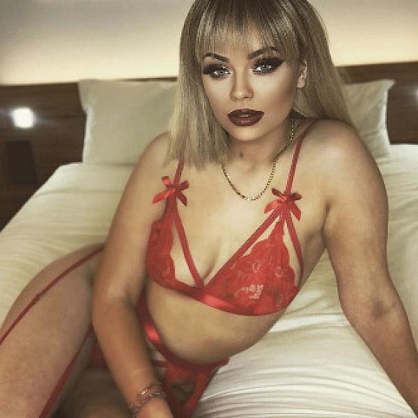 Ivyxx Rose webcam