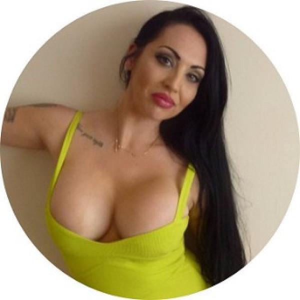 Emilydeanbowie webcam