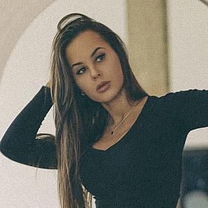 Maya Flirt webcam