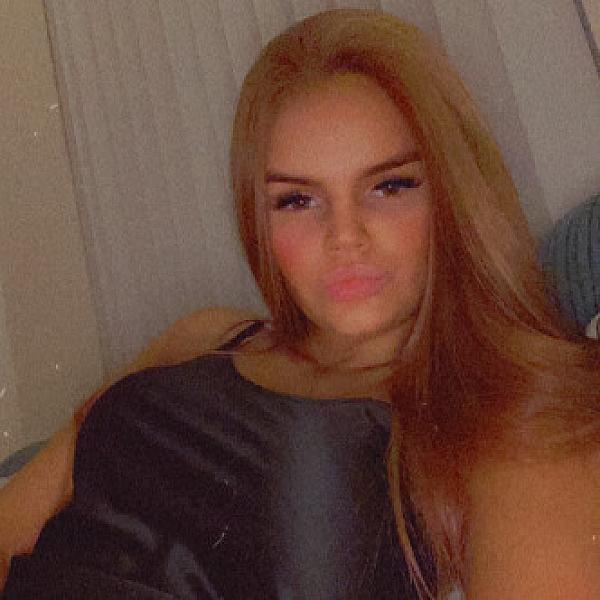 Sophie Louise webcam