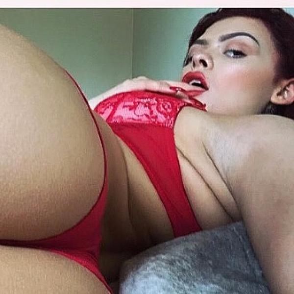 Layla Lanes webcam
