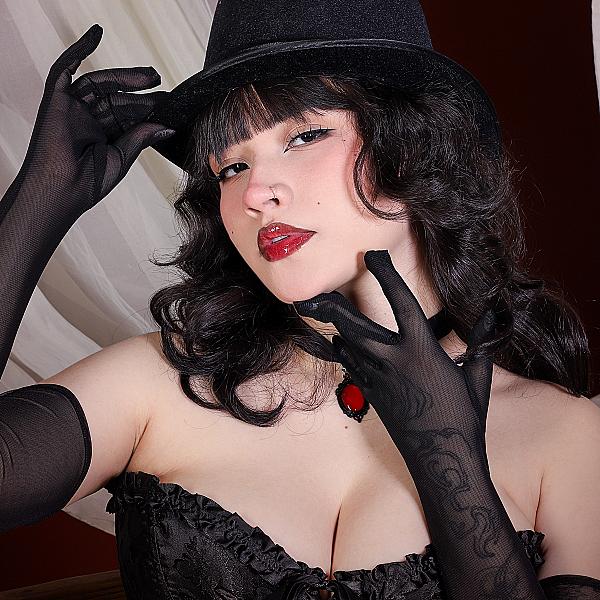 AlmaCruz