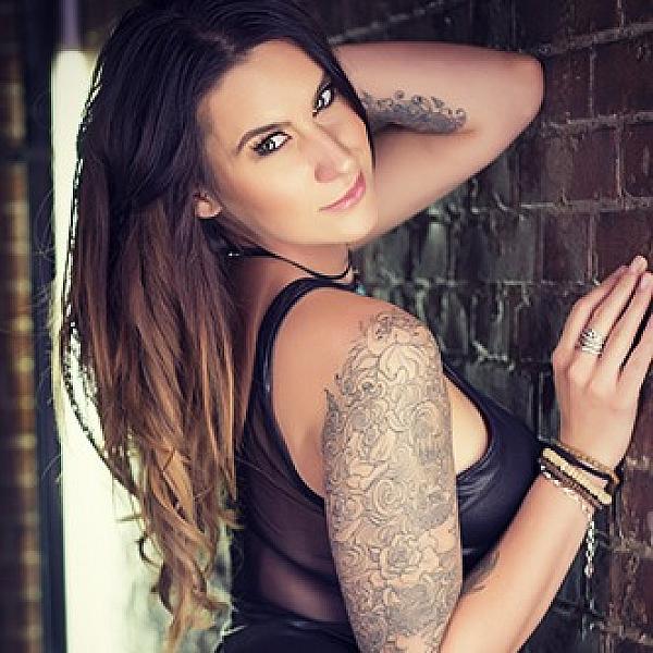 Jess Lloyd webcam