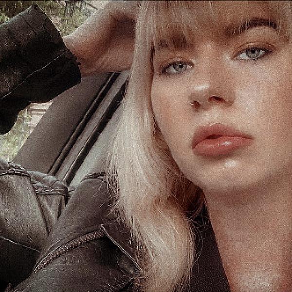 Lucy Rosexx webcam