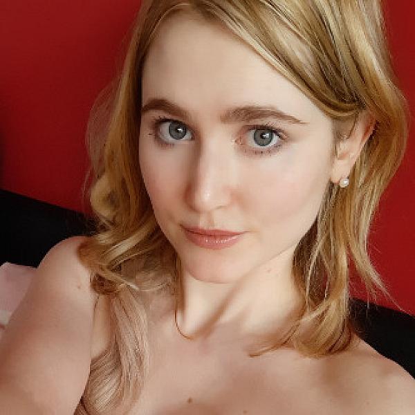 Pixie Rose webcam