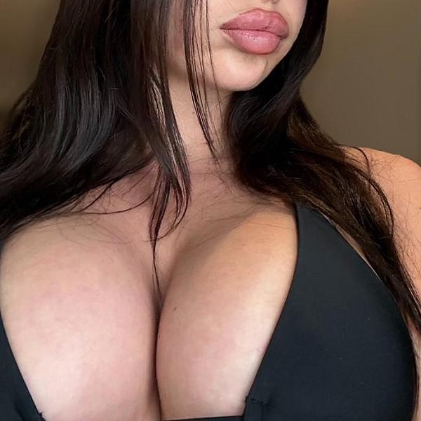 Teen Cherry webcam
