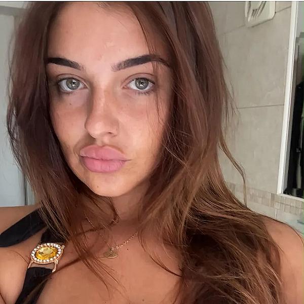 Sienna Rose webcam