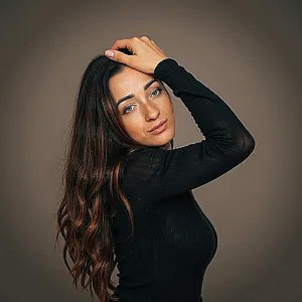 LorenneLove webcam