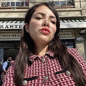 Kiara Sweet webcam