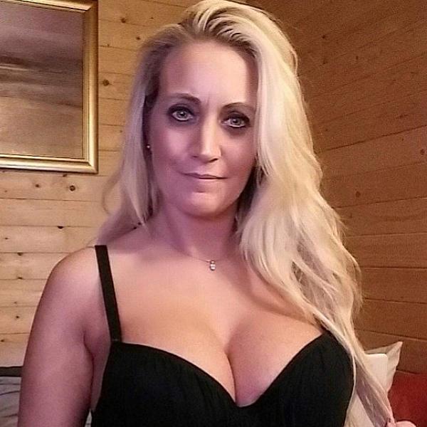 Lady Jessica webcam