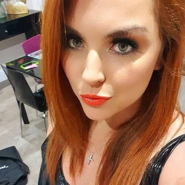 Mandy Foxxx webcam