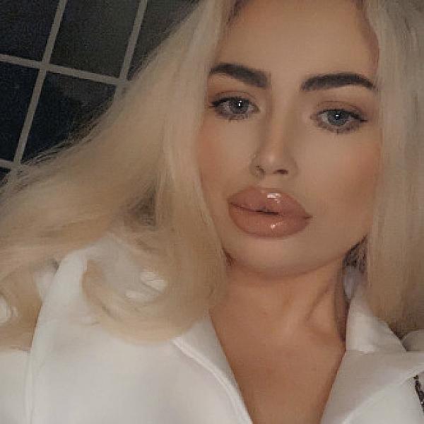 Billie Mae webcam