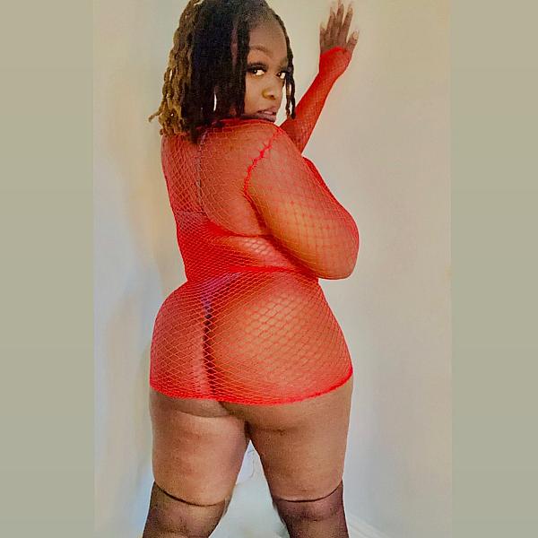 Nalani_Blaze webcam