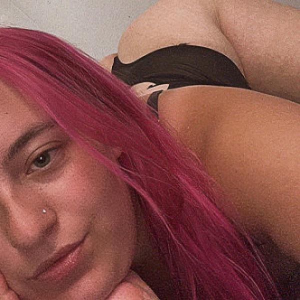 Krystal Leigh webcam