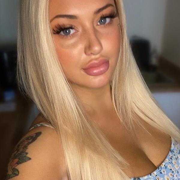 Brandi Diamond webcam