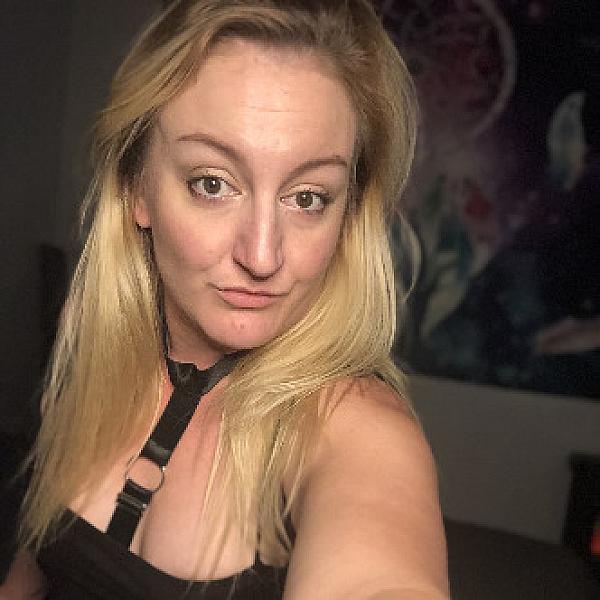 Sweetest Queen webcam