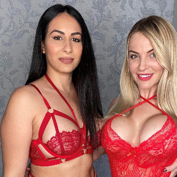 Sasha Jaksand Sara D webcam