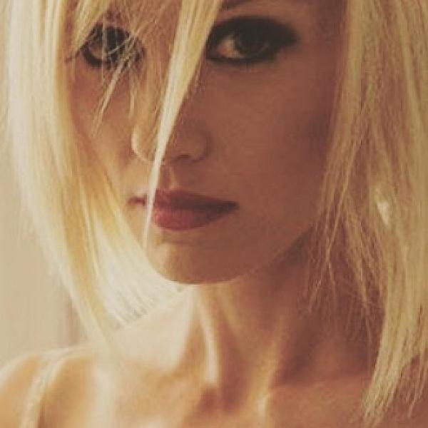 Freya Electra webcam
