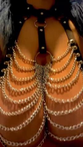 Mixed BBW Queen's mixed bbw queen with natural big tits and fat ass for you!